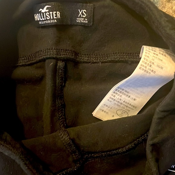 NWOT Hollister high waisted leggings size XS - Picture 2 of 3